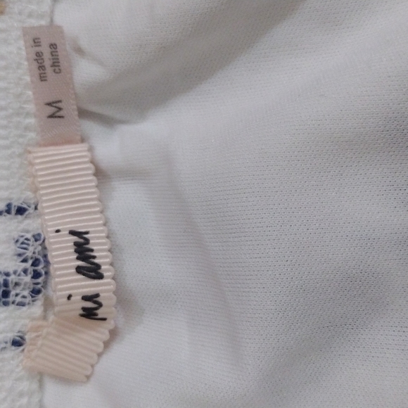 Mi ami from Francesca's White eyelet Linen Top - Picture 5 of 8